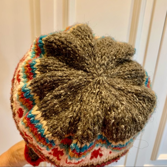 Invisible World Hand Made in Ecuador Wool‎ Hat - Picture 4 of 9